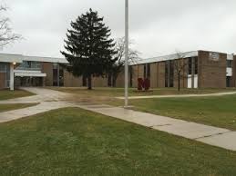 Menominee Junior/ Senior High to Transition to Remote Learning