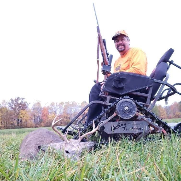 Eligible Hunters Sign Up for Fall Gun Deer Hunt For Hunters With Disabilities By Sept image
